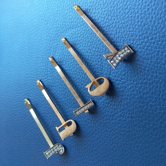 Juicy Couture Hair Pins / Hair Accessories - Picture 7 of 7